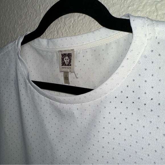Bright white eyelet top in size 8 Anne Klein - Picture 3 of 8